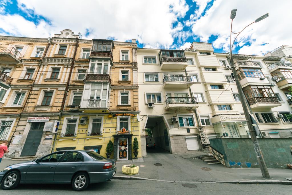 Apartment On Khreshchatyk Kiev Buitenkant foto
