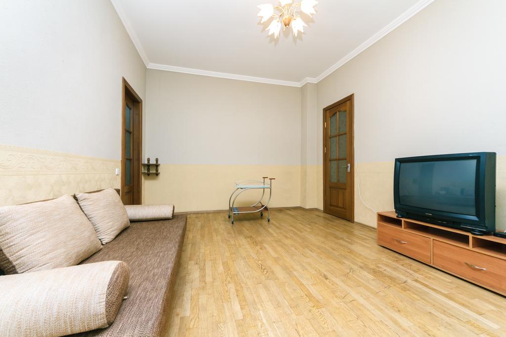 Apartment On Khreshchatyk Kiev Buitenkant foto