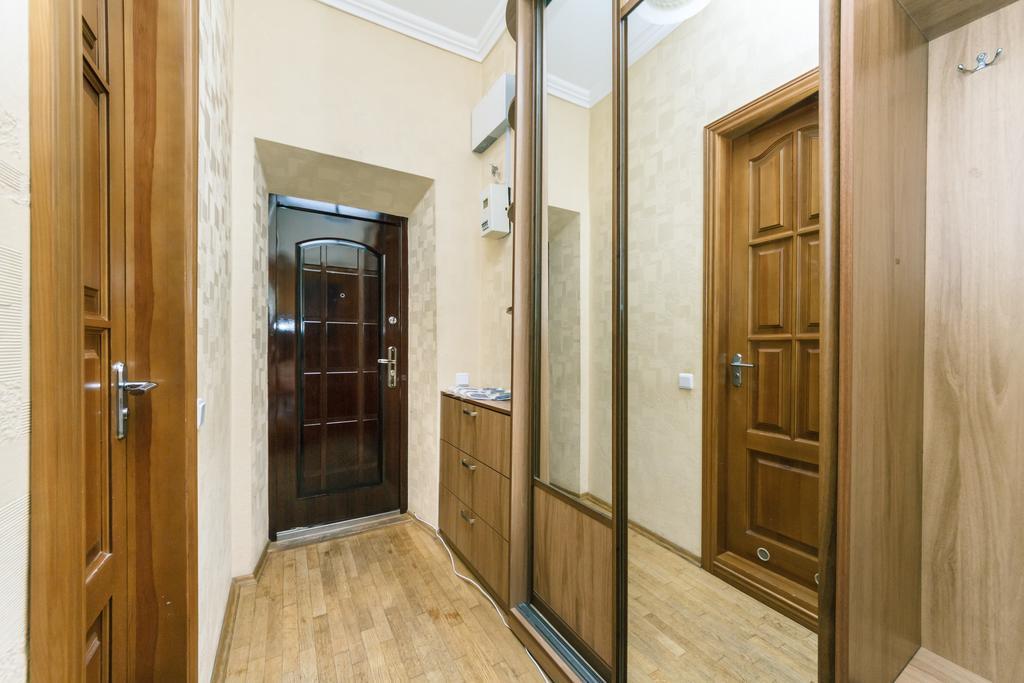 Apartment On Khreshchatyk Kiev Buitenkant foto